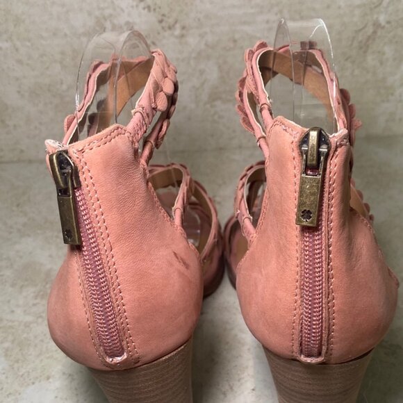 Lucky Brand Lameer Pink Scallop Strappy Block Heel Sandals Fairy Cottage Comfort - Picture 7 of 11